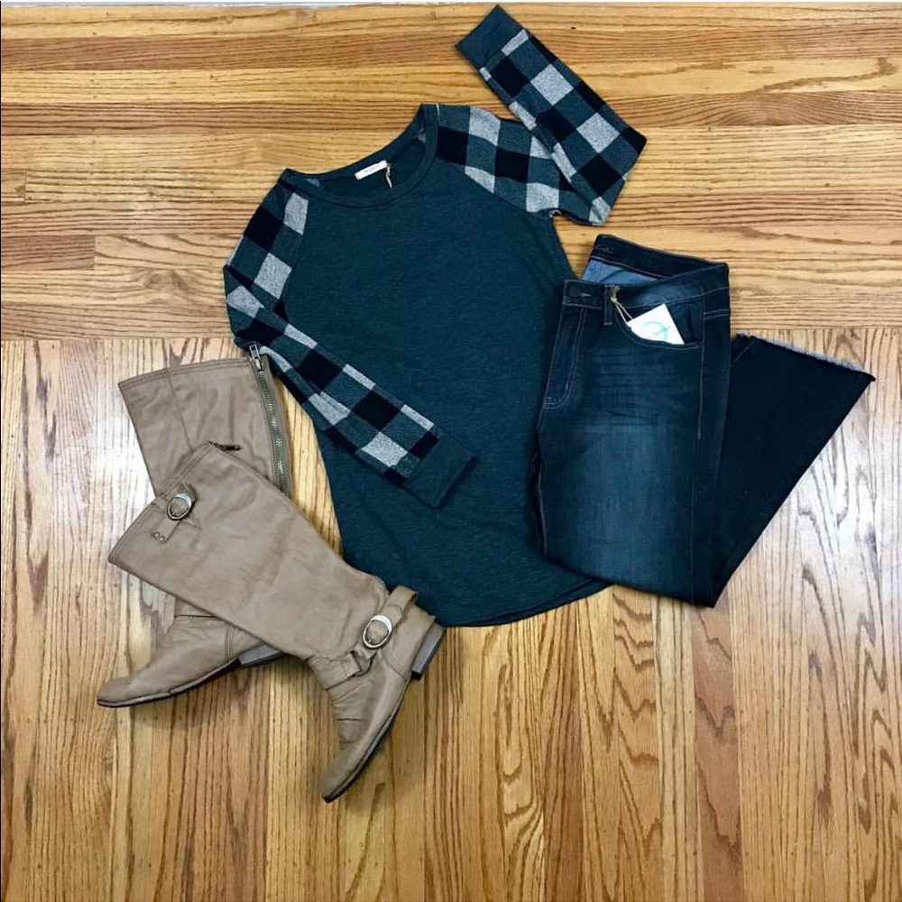 Cooper Casual Top In Gray & Taupe